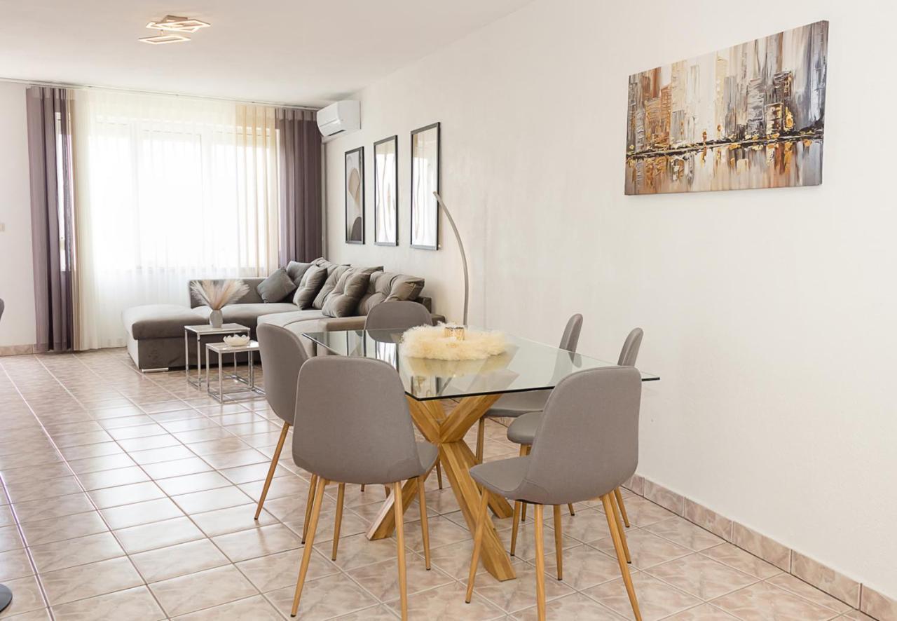 Two Identical Designer 2Bd Flats With Sea View In Balchik By Flat Mаnager公寓 外观 照片