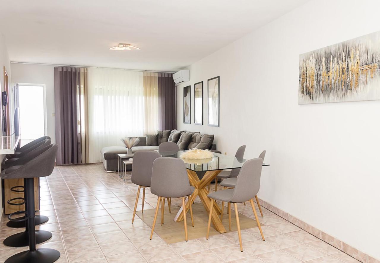 Two Identical Designer 2Bd Flats With Sea View In Balchik By Flat Mаnager公寓 外观 照片