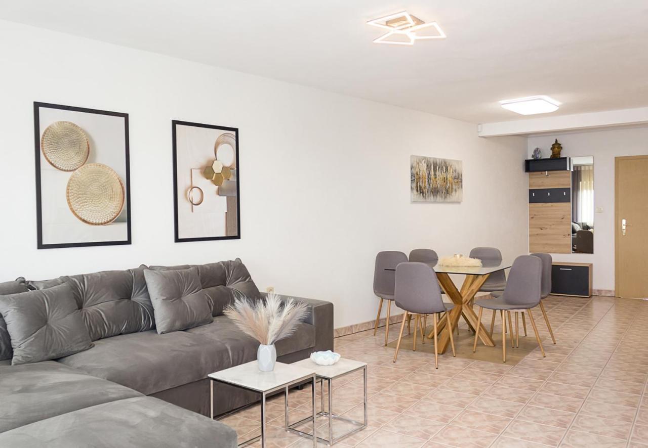 Two Identical Designer 2Bd Flats With Sea View In Balchik By Flat Mаnager公寓 外观 照片