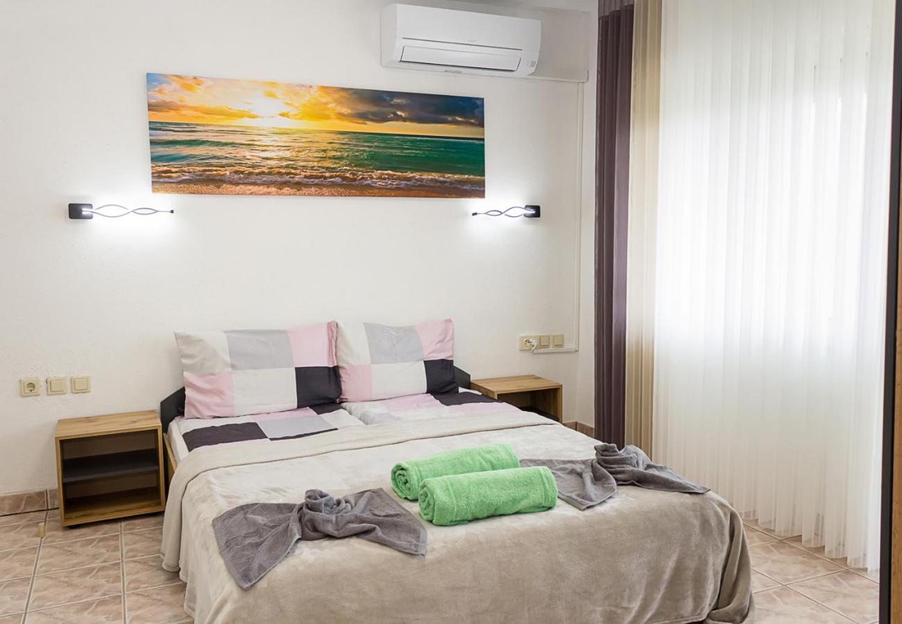 Two Identical Designer 2Bd Flats With Sea View In Balchik By Flat Mаnager公寓 外观 照片